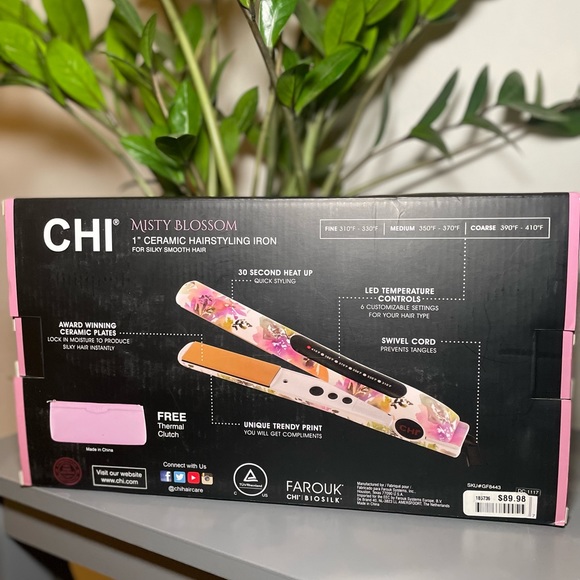 CHI 1” Ceramic Hairstyling Iron - Picture 2 of 2